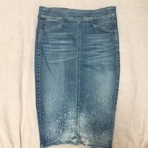 Citizens of humanity distressed pencil skirt sz 26